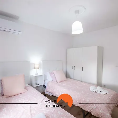 #002 Donalds Flat By Holidays Apartamento Albufeira