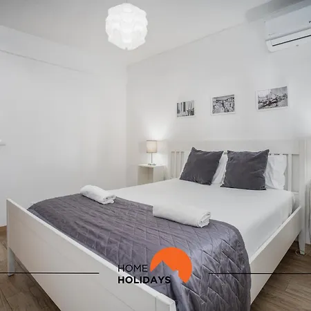 #002 Donalds Flat By Holidays Apartamento Albufeira