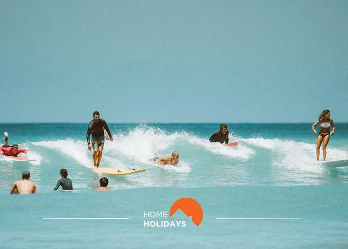 #002 Donalds Flat By Holidays *