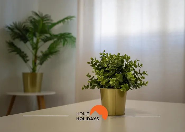 #002 Donalds Flat By Holidays *