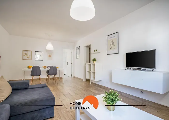 #002 Donalds Flat By Holidays 아파트 *