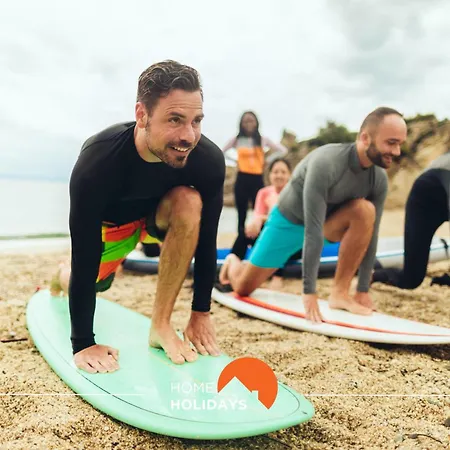 #002 Donalds Flat By Holidays *